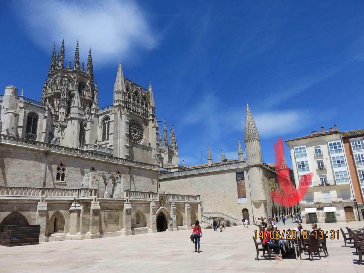 Апартаменты Vut Plaza De La Catedral Бургос Экстерьер фото